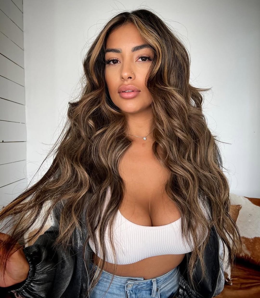 files/BRONDE_MOMENT_..Credit-_hairbyjess_1...._hairextensions_hairextensionspecialist_hairextensioneducation_extensioneducation_handtiedextensions_hairtransformation_beforeandafter_extensio_be82de20-6908-4154-a0c3-01a865ce68cb.jpg